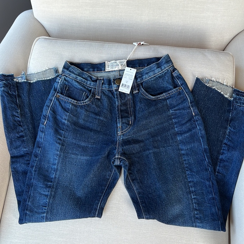 NWT CURRENT ELLIOTT The Selvedge Uneven Seam Jeans, SZ 25 $258